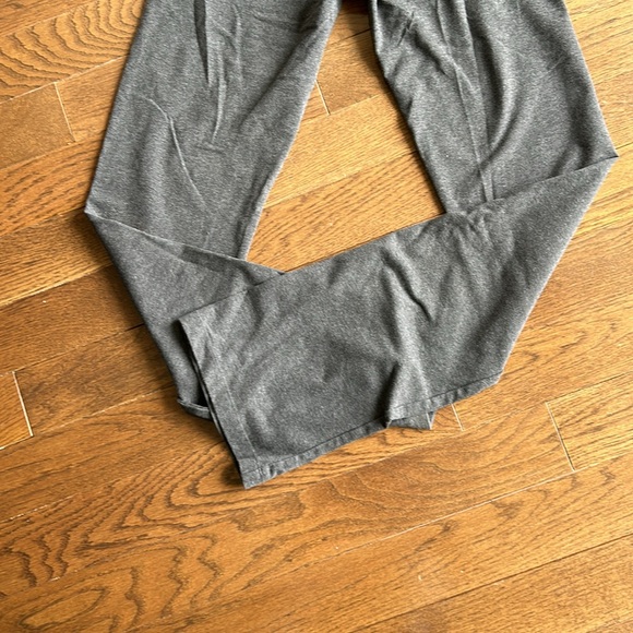 2/$25 - Calvin Klein Performance Gray Yoga Pants - Size M - Picture 8 of 8